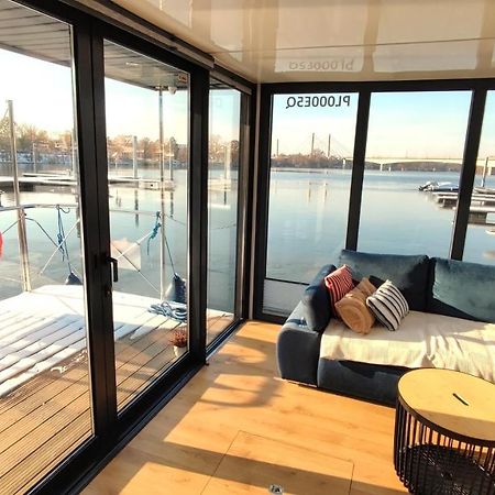 Houseboat Water King Apartament Plywajacy Dom Na Wodzie, 7 Os فروتسواف المظهر الخارجي الصورة