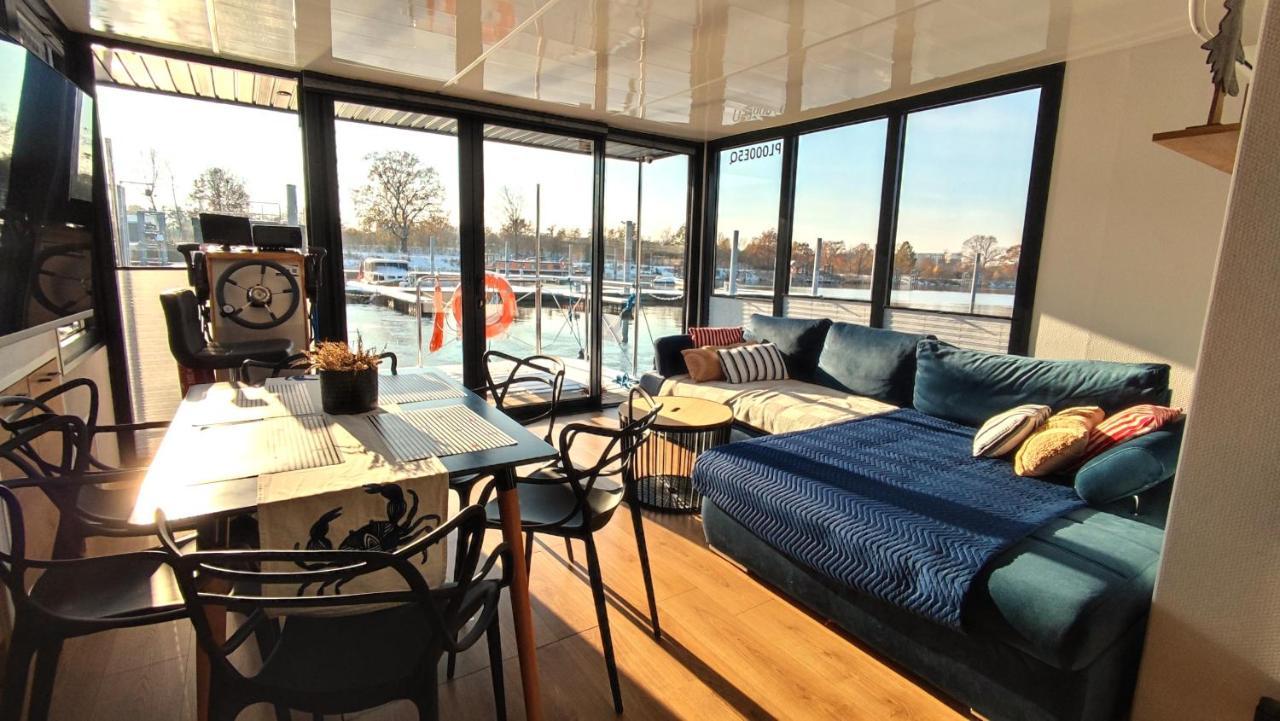 Houseboat Water King Apartament Plywajacy Dom Na Wodzie, 7 Os فروتسواف المظهر الخارجي الصورة
