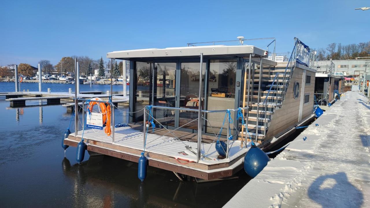 Houseboat Water King Apartament Plywajacy Dom Na Wodzie, 7 Os فروتسواف المظهر الخارجي الصورة